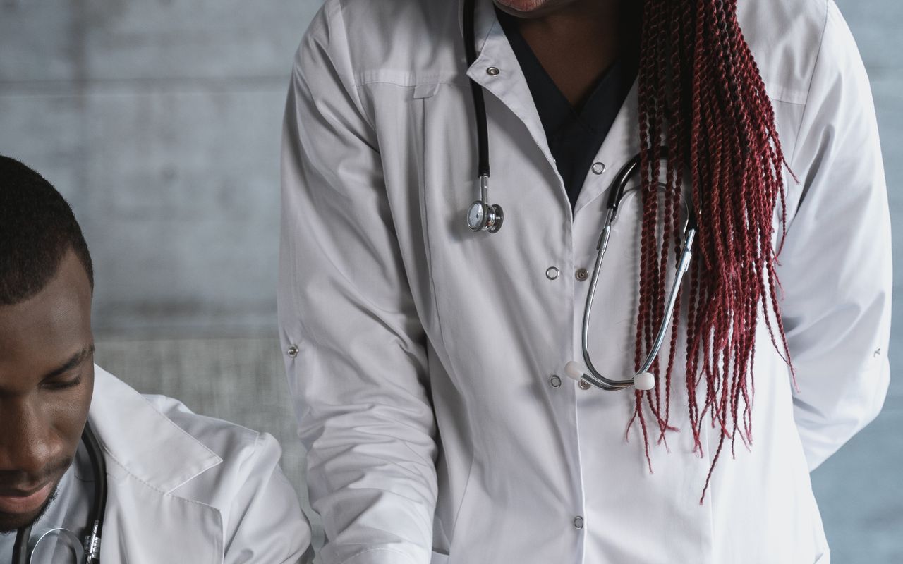 Who is An Oncology